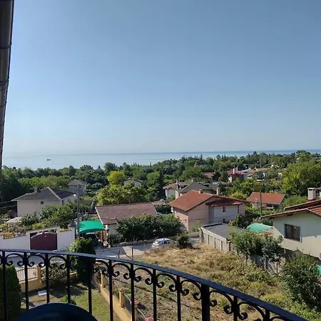 Luxury Seaview 2-bedroom Blue Elephant Balchik
